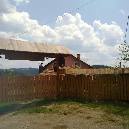 Orman Evi Sadrvan Ravne